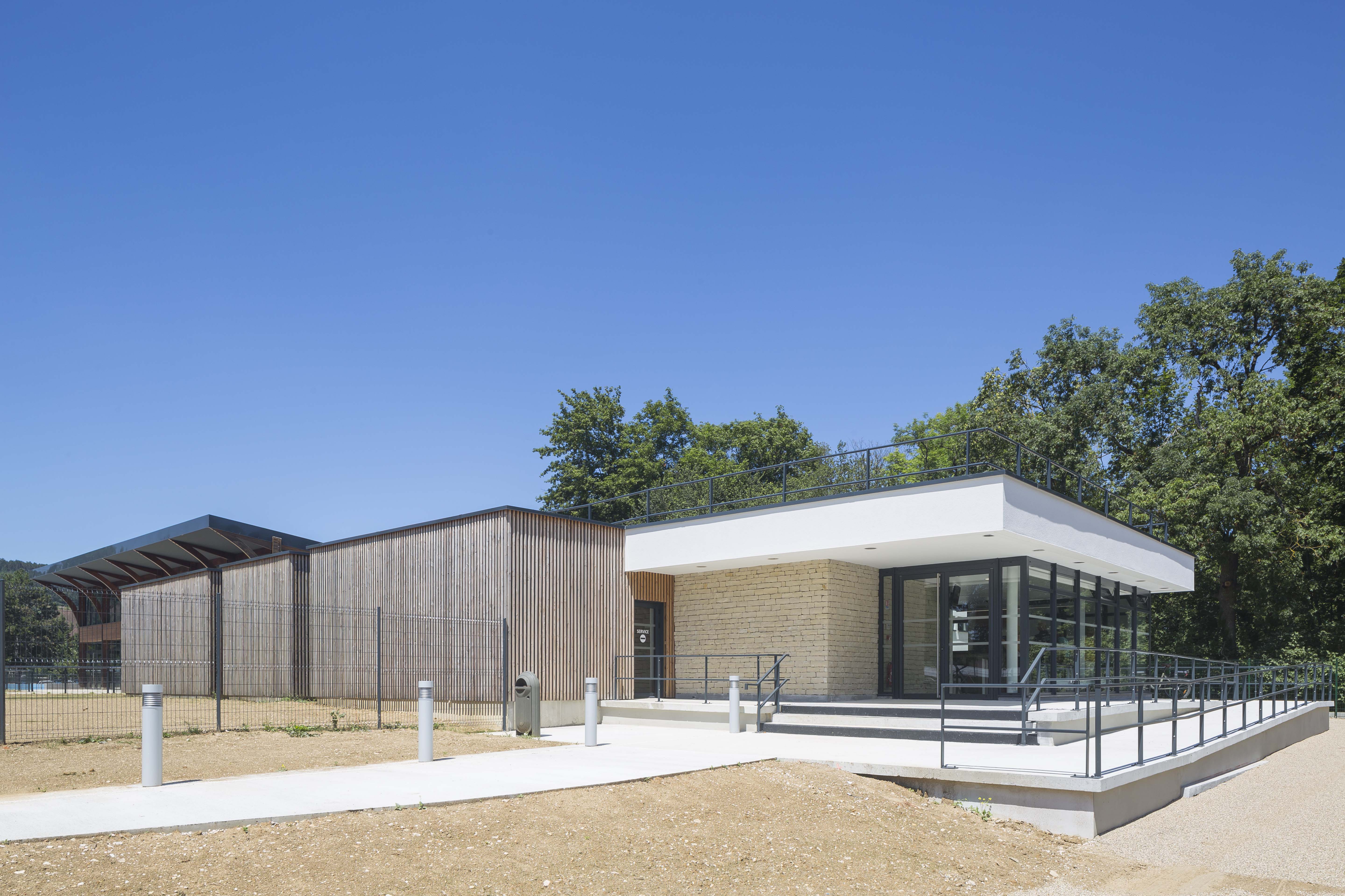 Piscine de Nuits-Saint-Georges - image 2